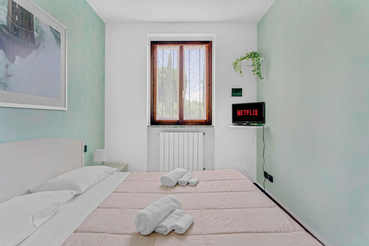 -Piscina E Parcheggio- Casa A Pochi Passi Dal Lago Padenghe sul Garda Buitenkant foto